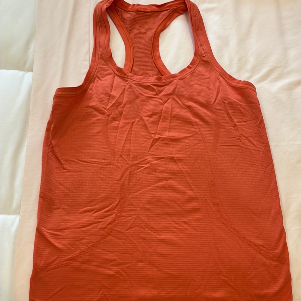 Lululemon Swiftly Tank 2.0 Hip Length